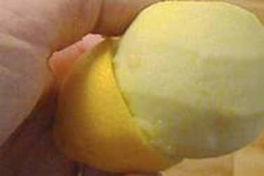 Eplucher et évider une pomme - Etape 5