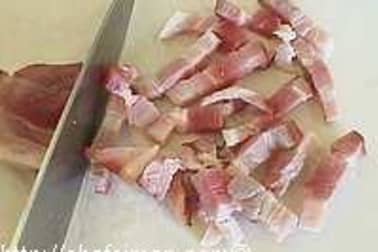 Détailler de la poitrine fraîche en lardons - Etape 5