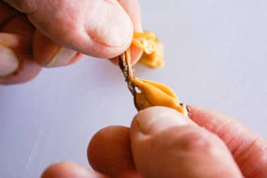 Ebarber les moules - Etape 4