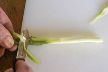 Éplucher et cuire des asperges fraîches - Etape 3