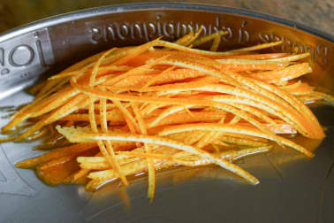 Sauce bigarade à l'orange - Etape 1