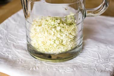 Sirop de fleurs de sureau - Etape 2