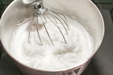 Soufflé chaud à la liqueur inratable - Etape 4