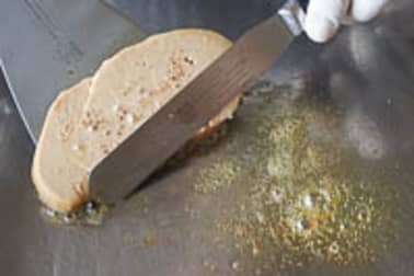 Escalopes de foie gras frais poêlées - Etape 9