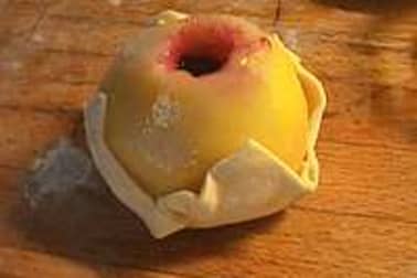 Douillon de poires à la gelée de cassis - Etape 3