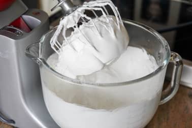 Bûche de noël glacée à la mandarine - Etape 11