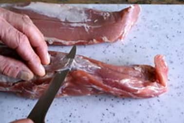 Parer et détailler un filet mignon - Etape 1