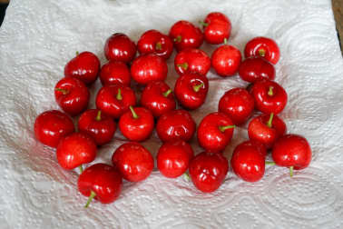 Cerises à l'aigre doux - Etape 1