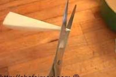 Découper un disque de papier sulfurisé - Etape 8