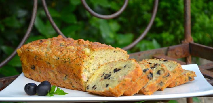 Cake Au Thon Emmental Et Olives Noires Recette Par La P Tite