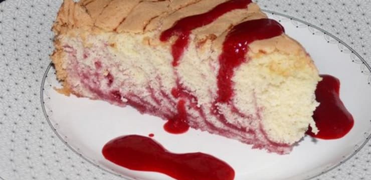 Gateau De Savoie Marbre De Framboise Recette Par Delf745