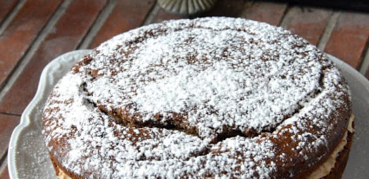 Gateau A La Farine De Chataigne Et A La Brousse Recette Par Petite Cuillere Et Charentaises