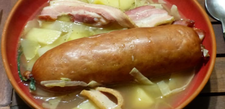 Soupe Au Chou Et A La Saucisse De Morteau Recette Par Gourmicom