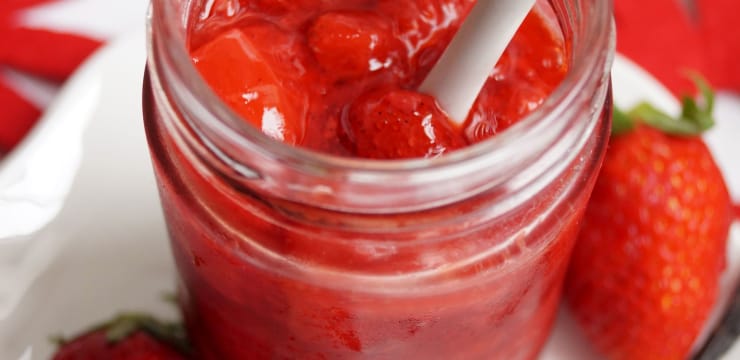 Compotee De Fraises Vanillee Recette Par Miam Miam Yum