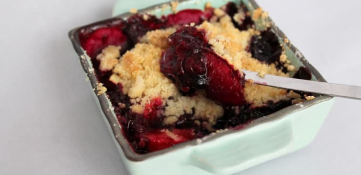 Crumble Pomme Et Fruits Rouges Recette Par Adelepomme