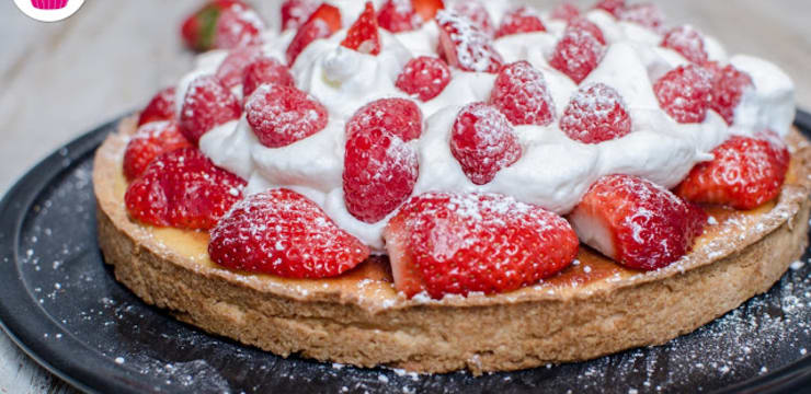 Tarte Amandine Aux Fraises Aux Framboises Et A La Chantilly Maison Recette Par Emilie Sweetness