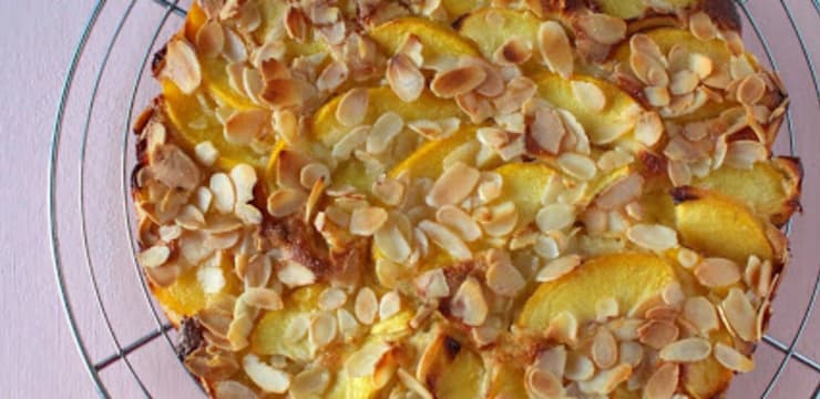 Gateau Peches Amandes Recette Par Cinnamon And Cake
