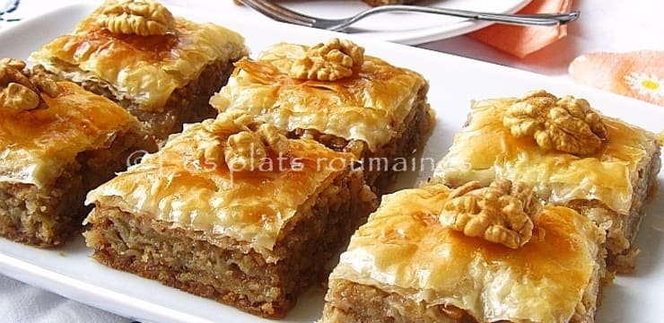 Les Plats Roumaines Baklawa Aux Noix Recette Par Sara Miki
