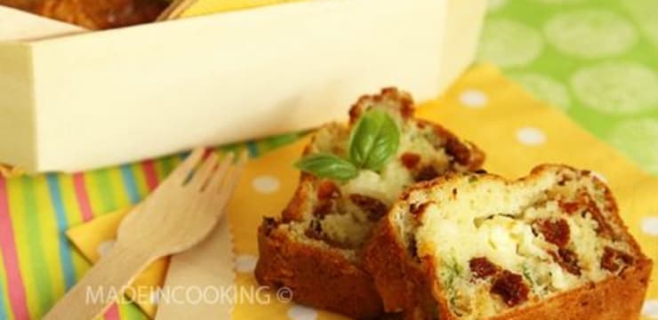 Cake Aux Tomates Sechees A La Feta Et Au Basilic Recette Par