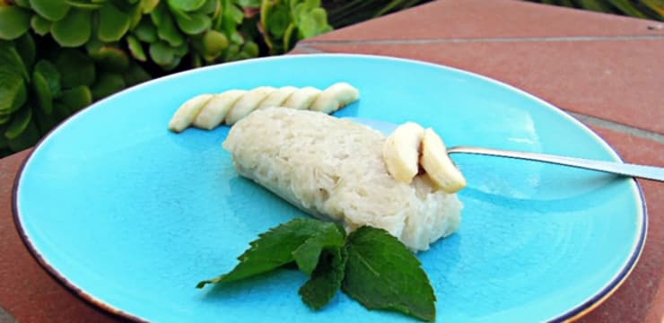 Gateau De Riz Gluant Au Lait De Coco Et A La Banane Recette Par Made In Cooking