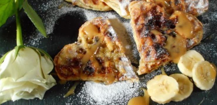 Gaufres Feuilletees Caramel Chocolat Et Bananes Recette Par Bulle