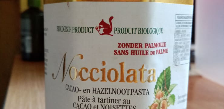 Nocciolata : pâte à tartiner au cacao et noisettes