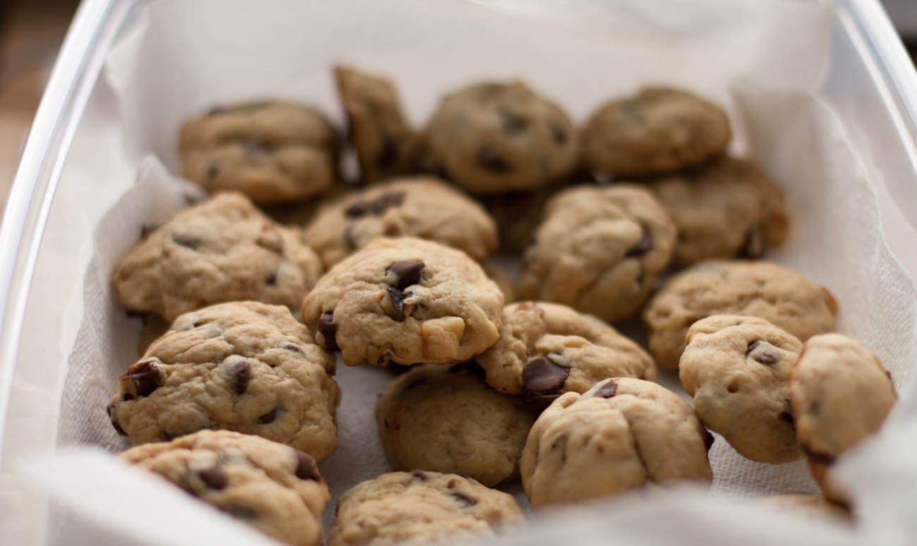 Cookies moelleux dans une boite