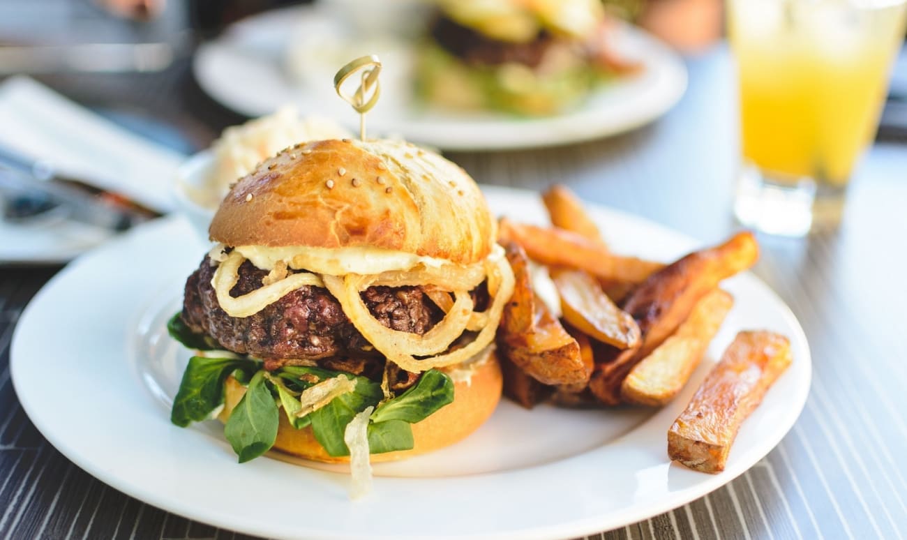 Hamburger et frites