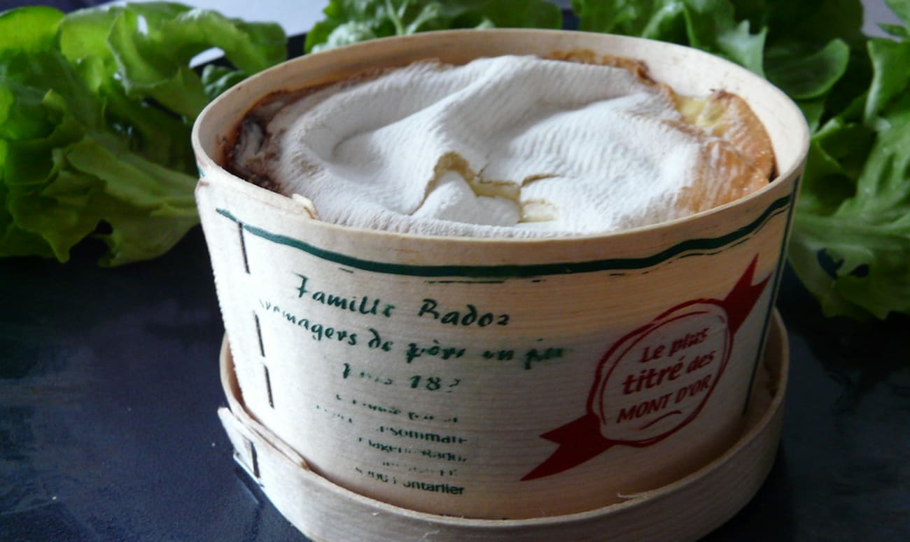 Vacherin Mont D'Or et salade