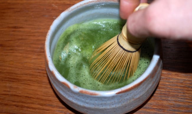 Le thé matcha colore et parfume délicatement toutes sortes de recettes