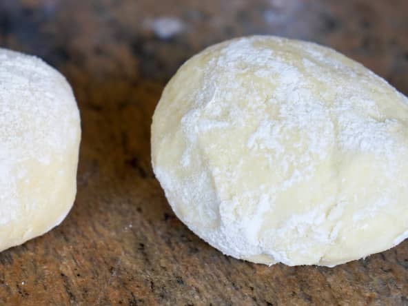 Abaisser une pâte