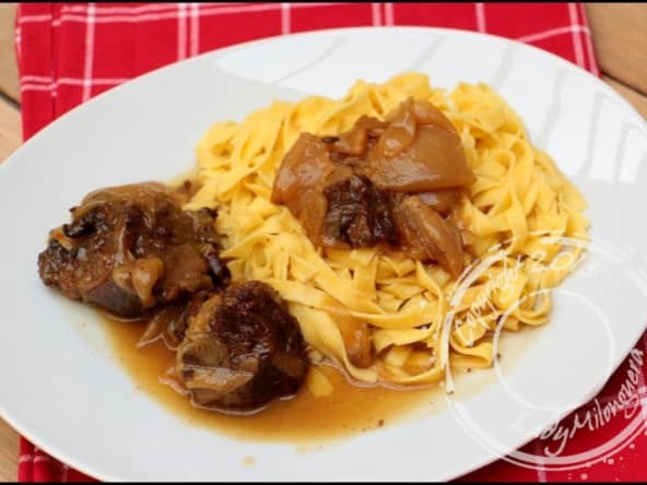 Joues de boeuf aux échalotes confites