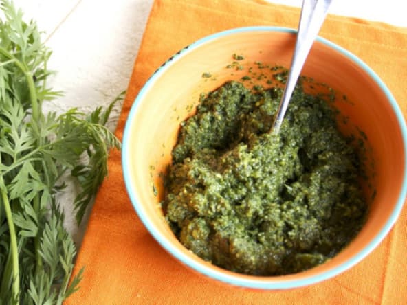 Pesto aux fanes de carottes