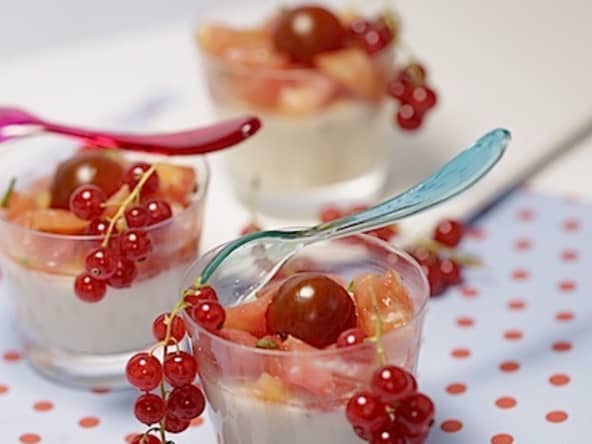 Panna cotta tomate mozza aux groseilles
