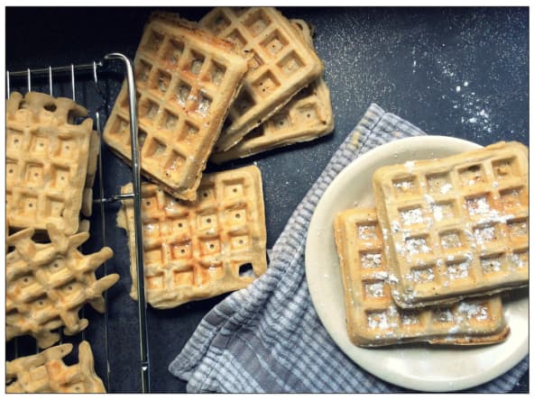 Gaufres à l'épeautre et au lait de noisette