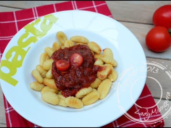 Gnocchis à poêler, sauce aux tomates fraîches