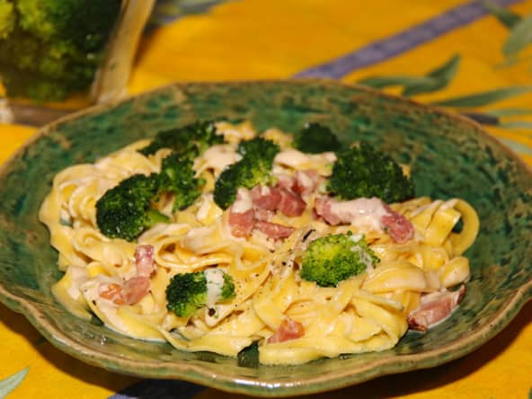 Brocolis à la carbonara
