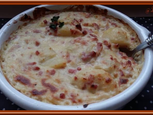 Pommes de terre à la carbonara gratinées