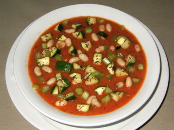 Soupe provençale aux haricots blancs