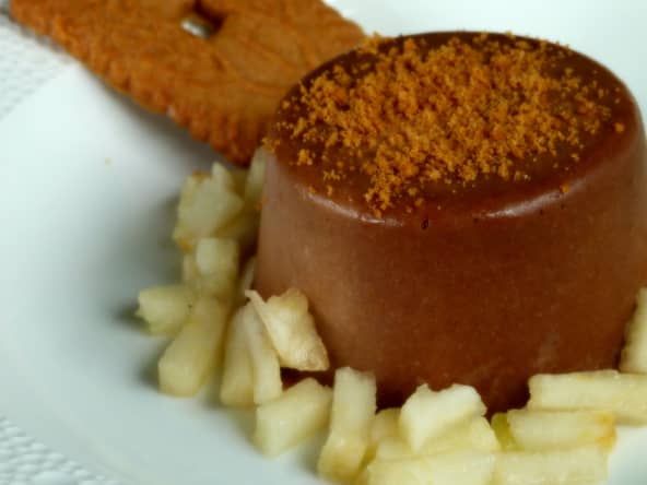 Terrine fondante au spéculoos et poires