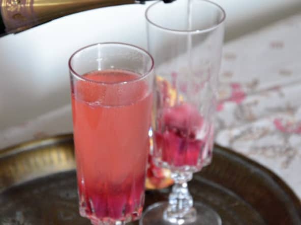 Cocktail Champagne, Grenade et Hibiscus