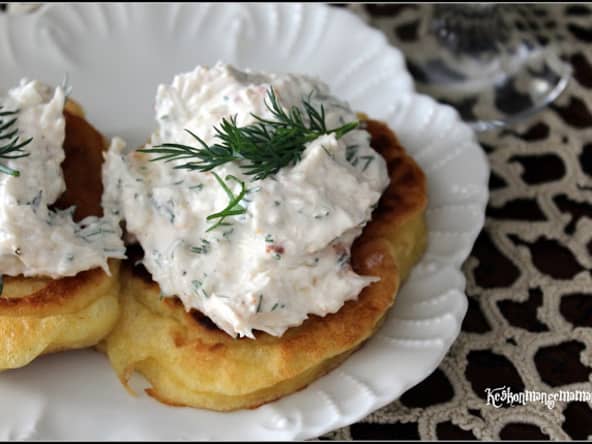 Vodka Royale et ses blini à la mousse de crabe