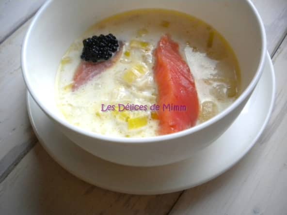 Soupe de saumon et caviar