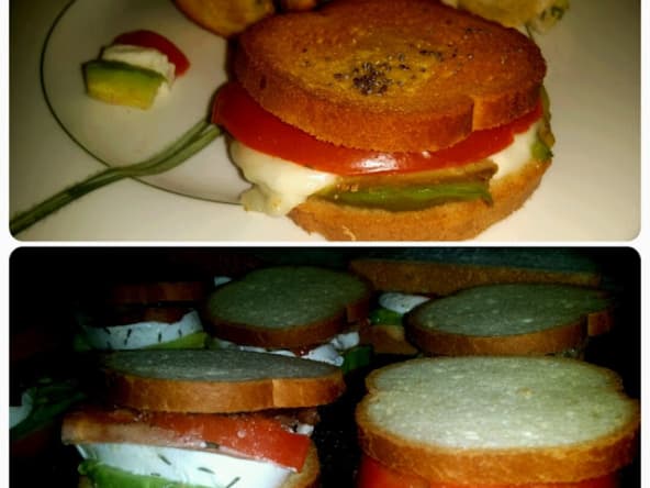 Sandwich avocat, mozarella, tomate et bacon