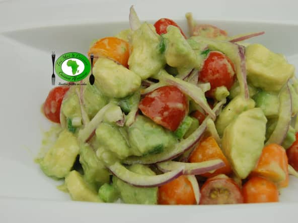 Salade d'avocat sucrée