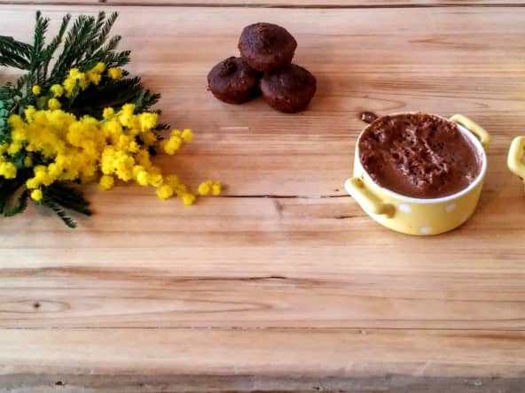 Mousse chocolat au lait et éclats de caramel