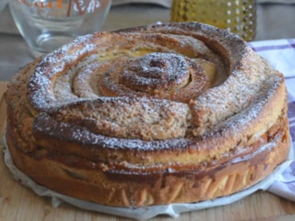 Brioche spirale aux noisettes
