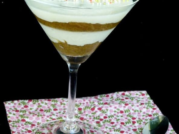 Panna cotta à la rhubarbe
