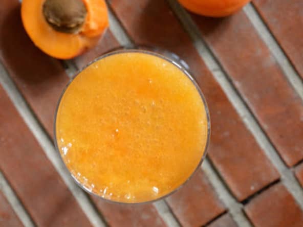 Cocktail Bellini à l'abricot
