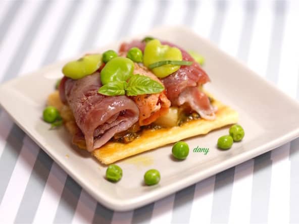 Tartelettes feuilletée au pesto et carpaccio de thon et saumon au basilic